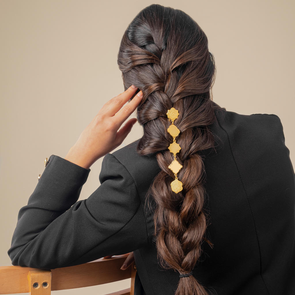 Floating Charms Comb