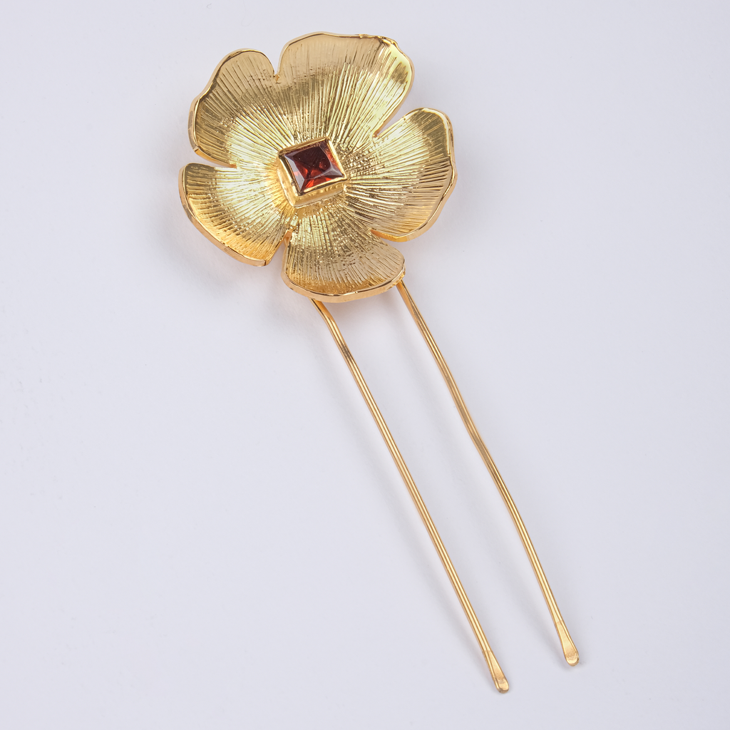 The Big Flower Pin