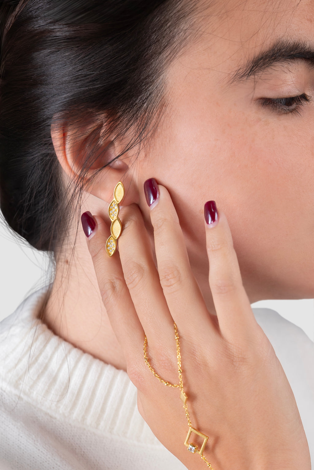 Oyoun Narrow Earrings