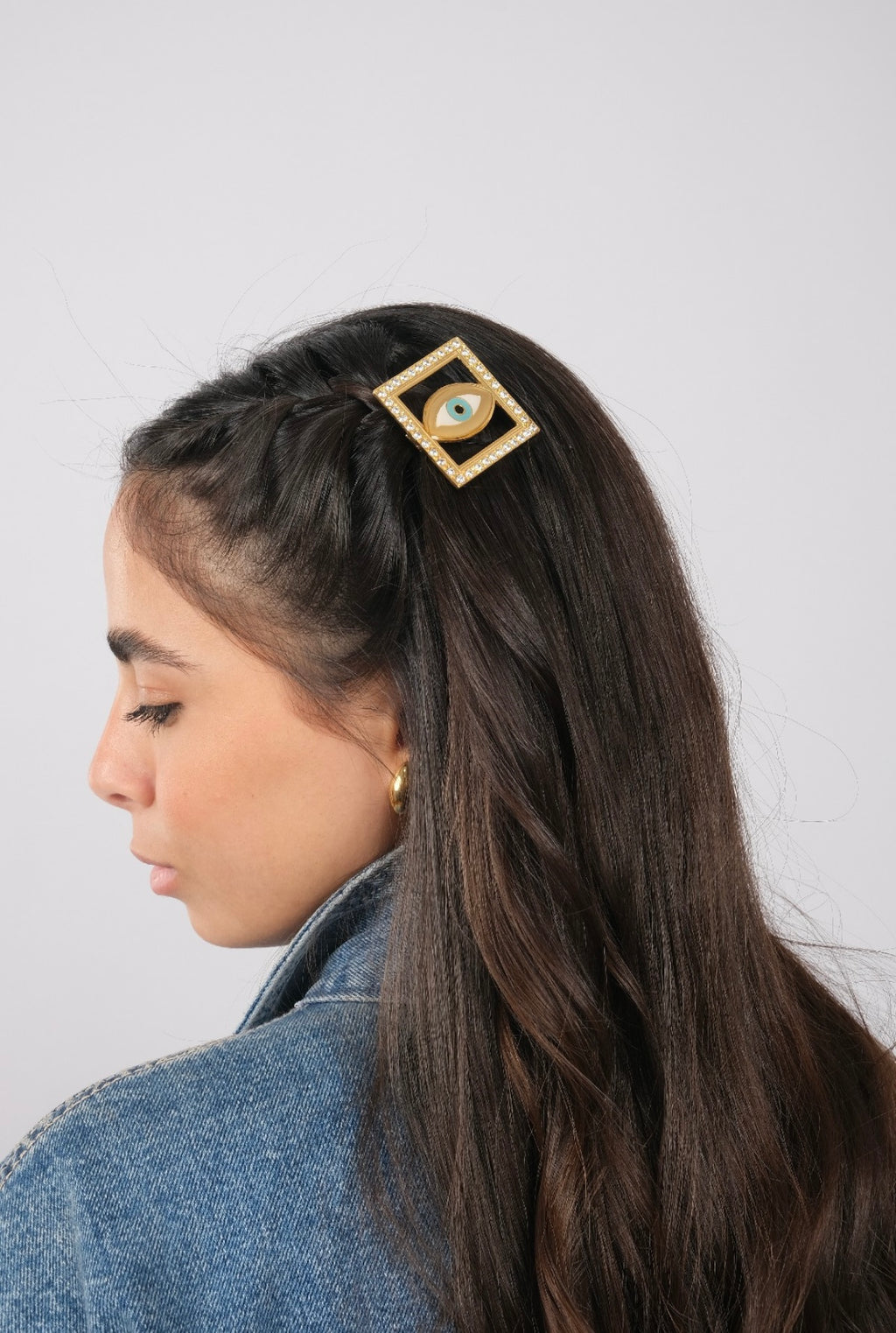 Basira Clip